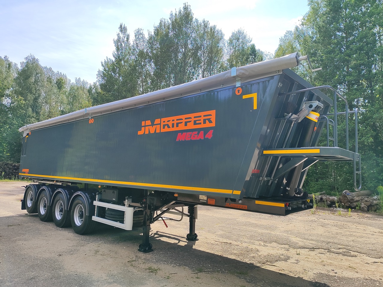 Четырехосный самосвальный алюминиевый полуприцеп JM Kipper MEGA 4 (спереди 45 комплектация)